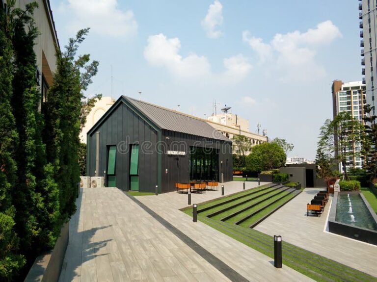 casas modernas em condominio residencial bem cuidado