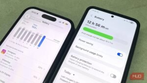 dois smartphones com icones do whatsapp lado a lado