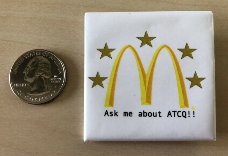 logo mcdonalds com cifrao e moedas