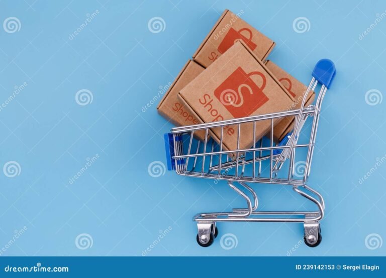 logotipo shopee com loja online vibrante aberta