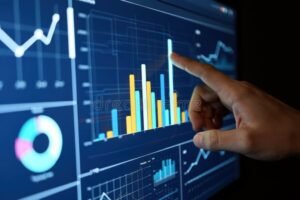 pessoa analisando grafico financeiro em tela digital