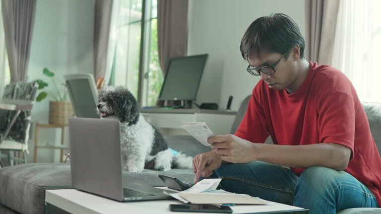 Qual é a Diferença Entre Empréstimo Com Desconto em Conta e no Boleto
