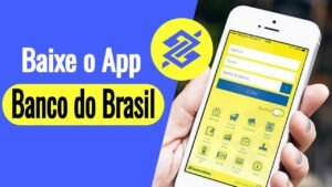 pessoa usando app banco do brasil no celular